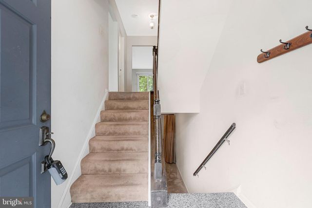 2827 KELLY SQ, Vienna, VA 22181