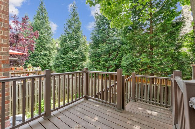 2827 KELLY SQ, Vienna, VA 22181