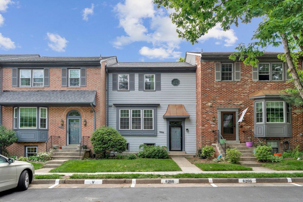 2827 KELLY SQ, Vienna, VA 22181
