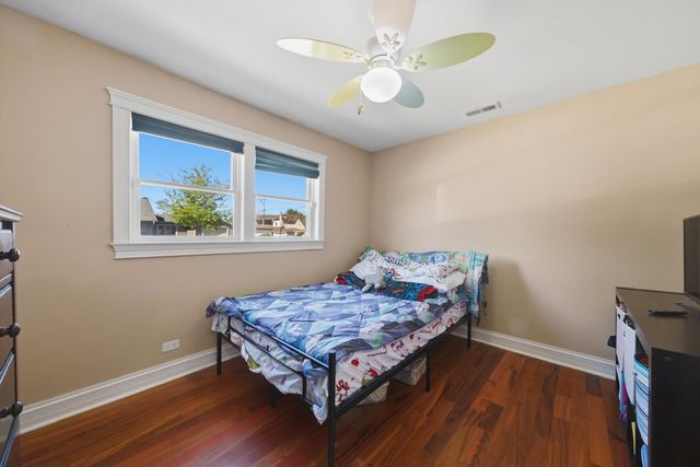 3859 N Cumberland Avenue, Chicago, IL 60634