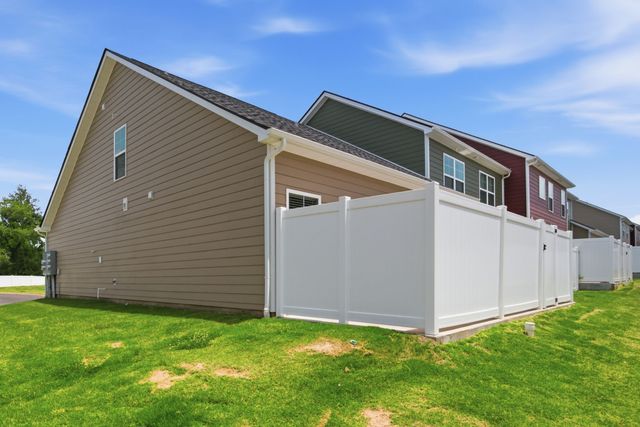 381 Ezra St, Pleasant View, TN 37146