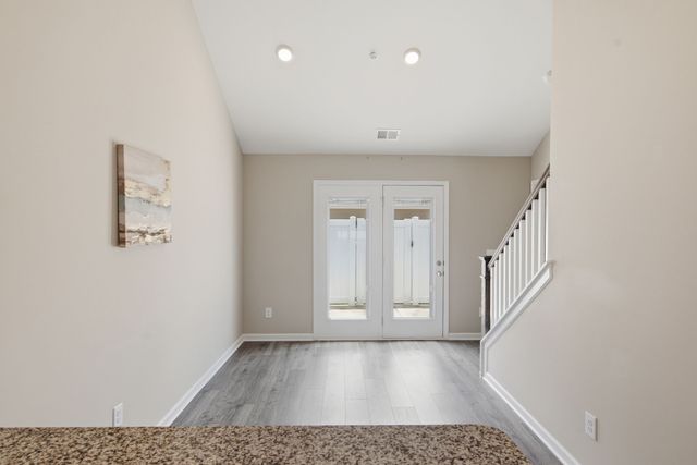 381 Ezra St, Pleasant View, TN 37146