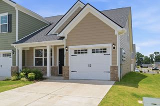 381 Ezra St, Pleasant View, TN 37146