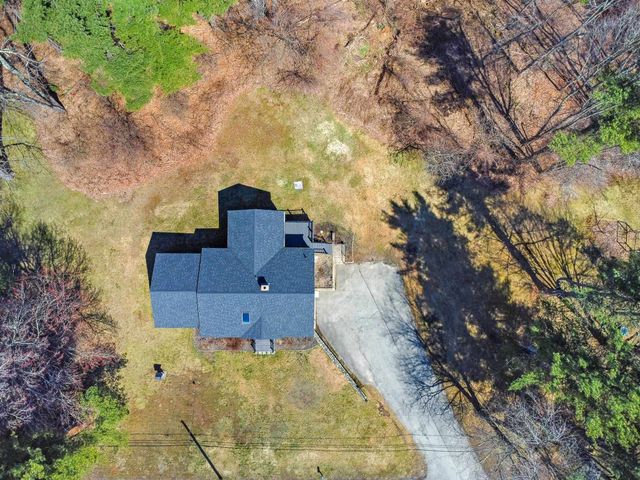358 East Road, Hampstead, NH 03841