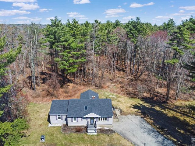 358 East Road, Hampstead, NH 03841