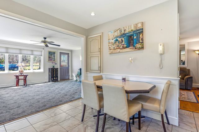 358 East Road, Hampstead, NH 03841