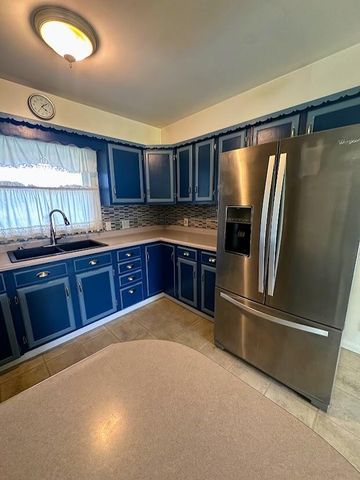 582 N 50 W, Valparaiso, IN 46385