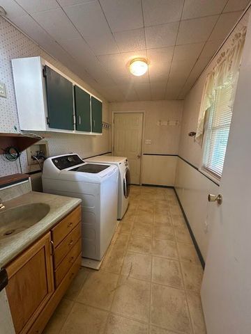 582 N 50 W, Valparaiso, IN 46385