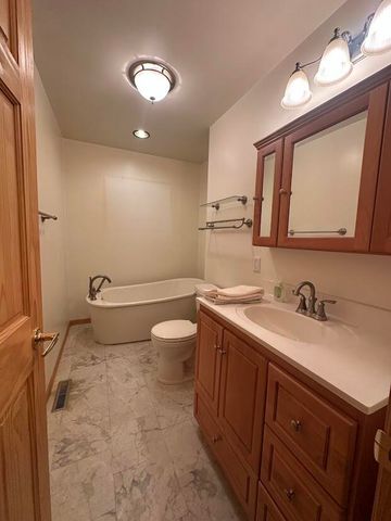 582 N 50 W, Valparaiso, IN 46385