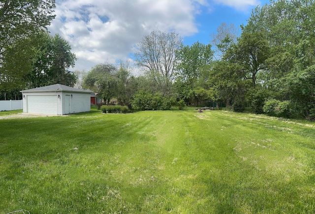 582 N 50 W, Valparaiso, IN 46385