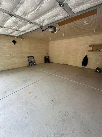 582 N 50 W, Valparaiso, IN 46385