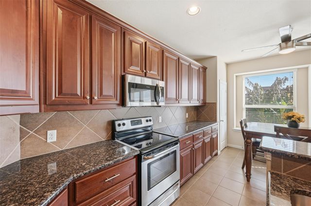 4222 Nia Drive, Irving, TX 75038