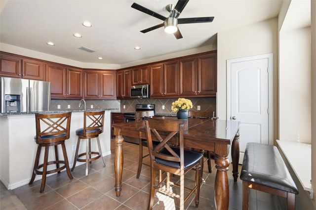 4222 Nia Drive, Irving, TX 75038