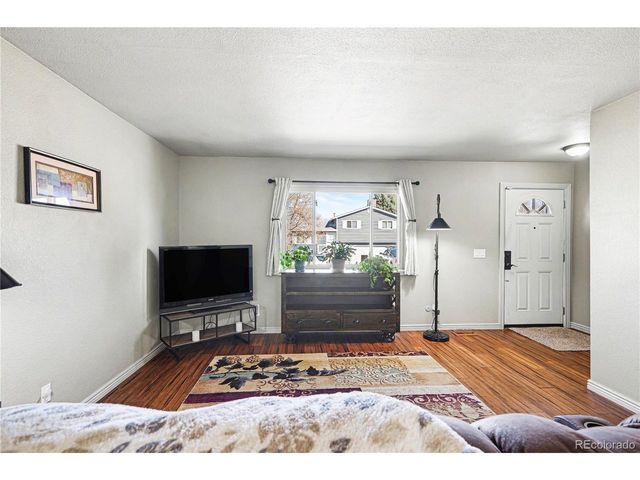 9166 W Maplewood Ave, Littleton, CO 80123