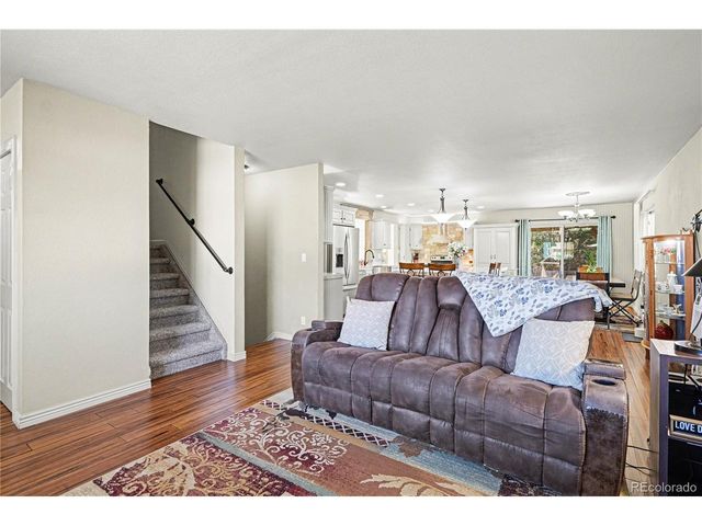 9166 W Maplewood Ave, Littleton, CO 80123