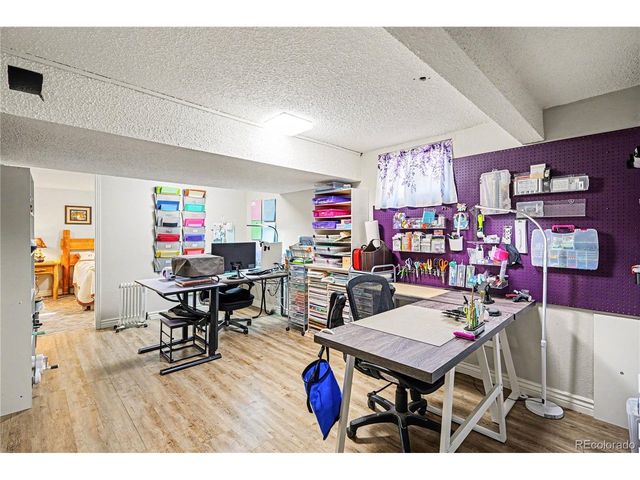 9166 W Maplewood Ave, Littleton, CO 80123