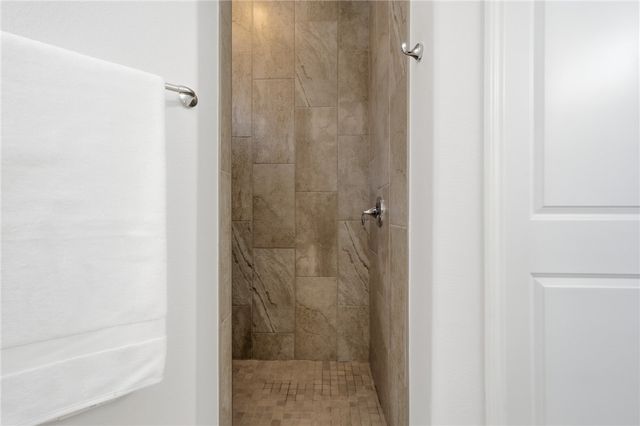 146 Norwood Oaks Dr, Rockport, TX 78382