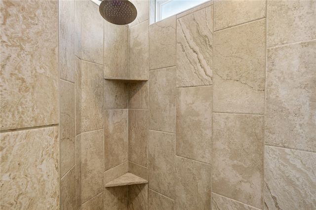 146 Norwood Oaks Dr, Rockport, TX 78382