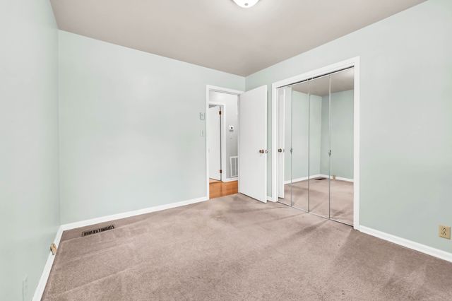 1872 Pardue Ct, Clarksville, TN 37043