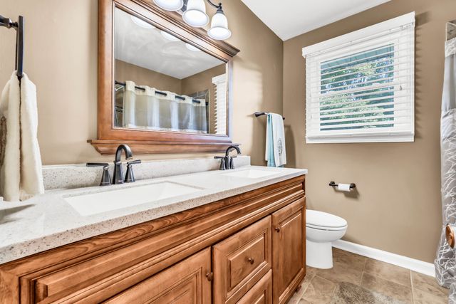 1872 Pardue Ct, Clarksville, TN 37043