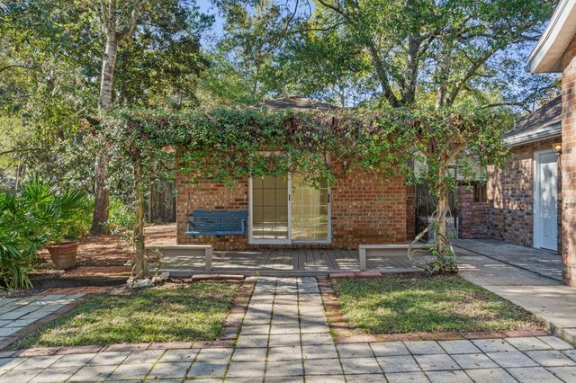 67 W Wild Briar Road, Santa Rosa Beach, FL 32459