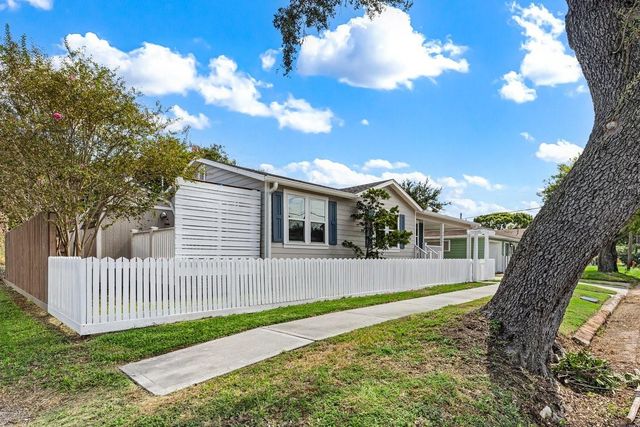 1414 29th Street, Galveston, TX 77550
