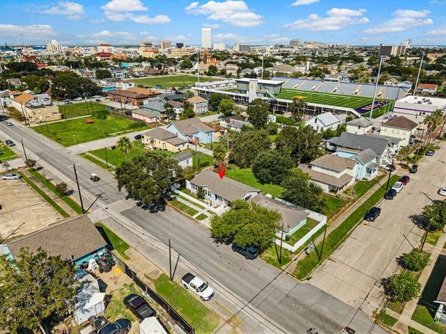 1414 29th Street, Galveston, TX 77550