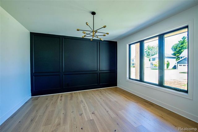 4101 Devon Road, Royal Oak, MI 48073