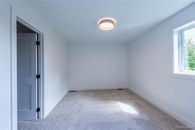 4101 Devon Road, Royal Oak, MI 48073