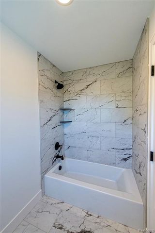 4101 Devon Road, Royal Oak, MI 48073