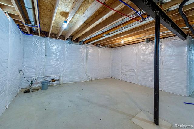 4101 Devon Road, Royal Oak, MI 48073