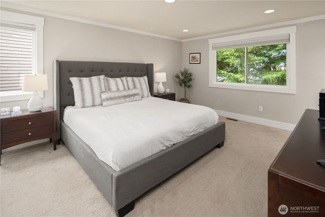 16208 SE 46th Way, Bellevue, WA 98006