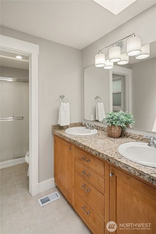 16208 SE 46th Way, Bellevue, WA 98006