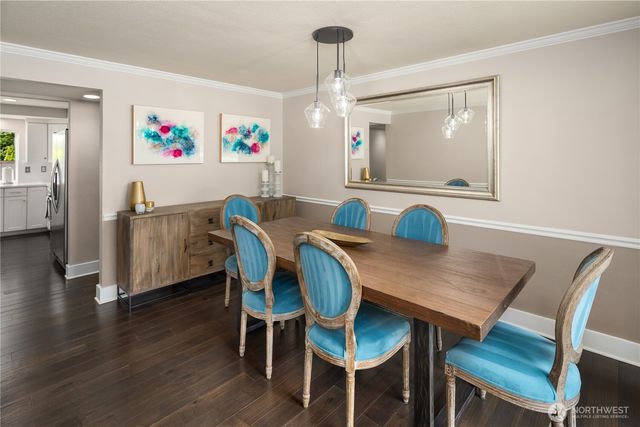 16208 SE 46th Way, Bellevue, WA 98006