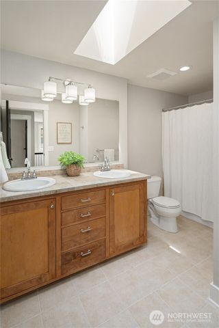 16208 SE 46th Way, Bellevue, WA 98006