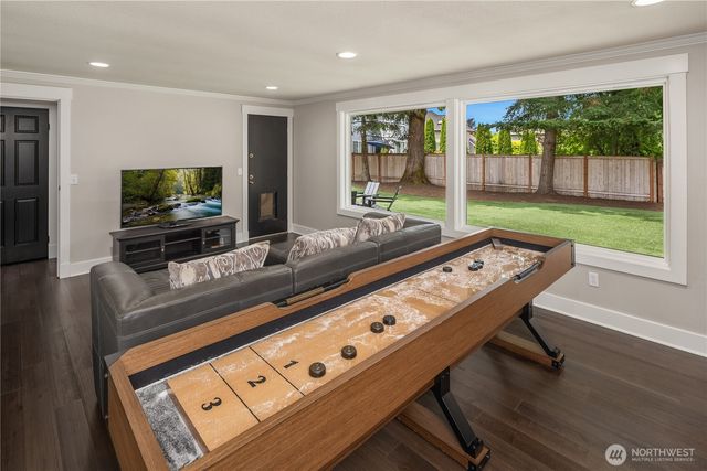 16208 SE 46th Way, Bellevue, WA 98006
