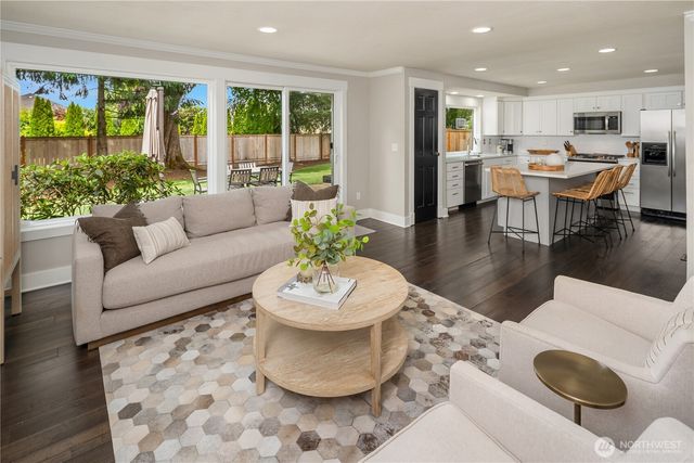 16208 SE 46th Way, Bellevue, WA 98006