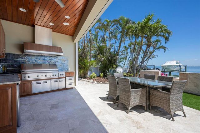 606 CRESTWOOD LANE, Holmes Beach, FL 34217