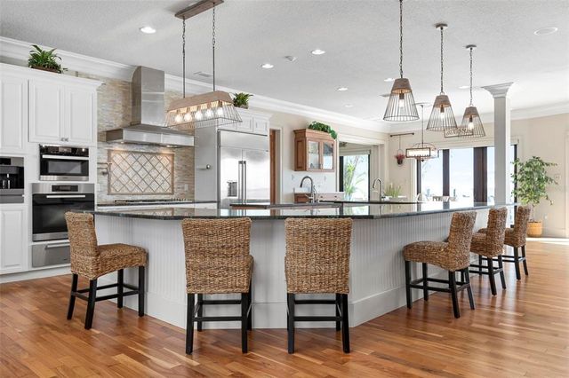 606 CRESTWOOD LANE, Holmes Beach, FL 34217