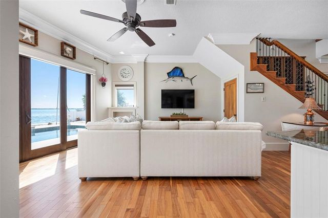 606 CRESTWOOD LANE, Holmes Beach, FL 34217