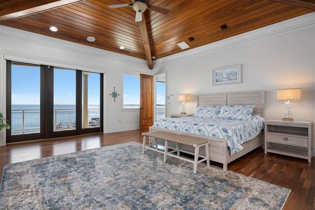 606 CRESTWOOD LANE, Holmes Beach, FL 34217
