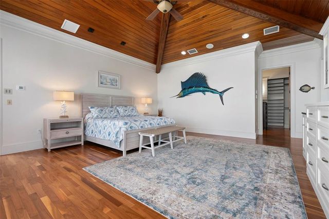 606 CRESTWOOD LANE, Holmes Beach, FL 34217