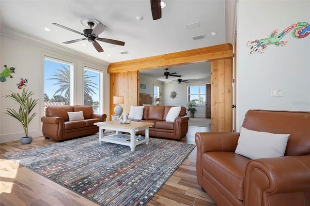 606 CRESTWOOD LANE, Holmes Beach, FL 34217