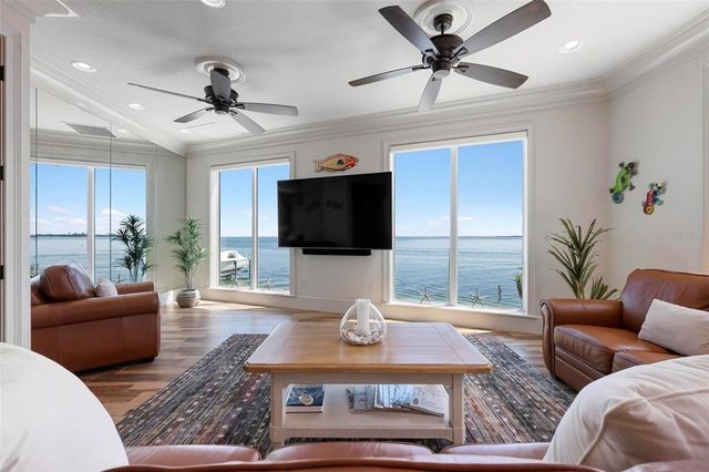 606 CRESTWOOD LANE, Holmes Beach, FL 34217