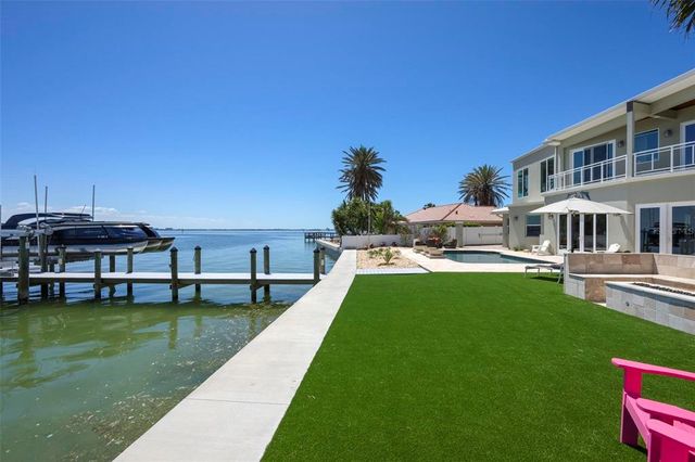606 CRESTWOOD LANE, Holmes Beach, FL 34217