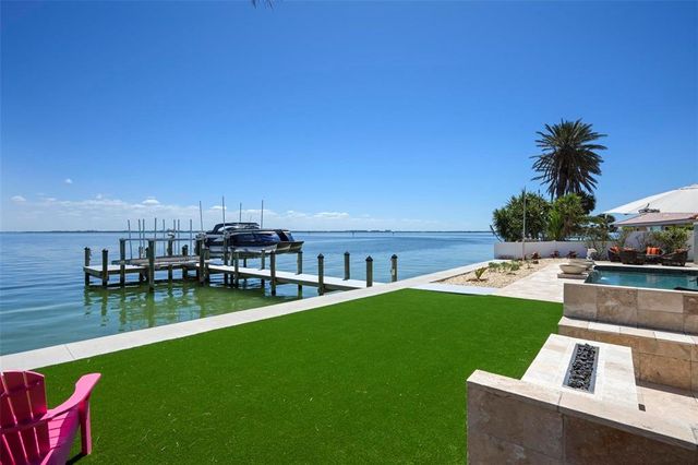 606 CRESTWOOD LANE, Holmes Beach, FL 34217