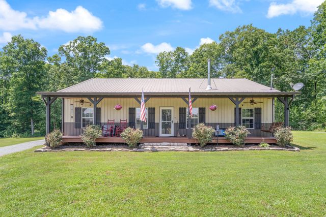 1150 Old Blacktop Rd, Mc Ewen, TN 37101