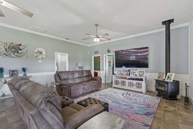 1150 Old Blacktop Rd, Mc Ewen, TN 37101