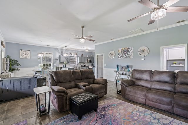 1150 Old Blacktop Rd, Mc Ewen, TN 37101