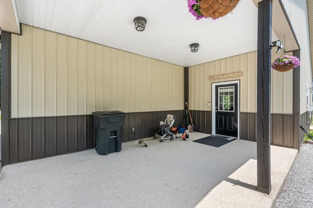 1150 Old Blacktop Rd, Mc Ewen, TN 37101